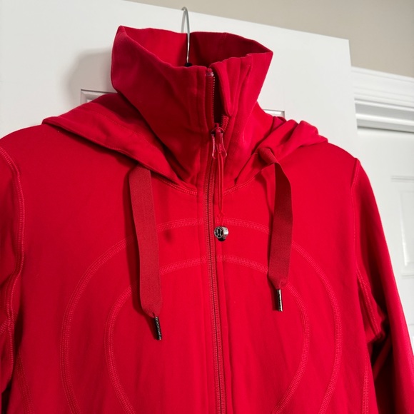 Lululemon Stride long sleeve Jacket with hoodie - Picture 8 of 14